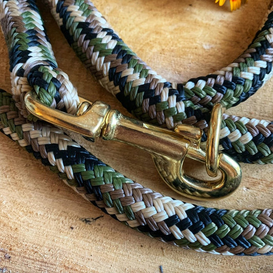 Lijn met musketon rond