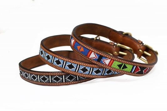 Leather collar with beads